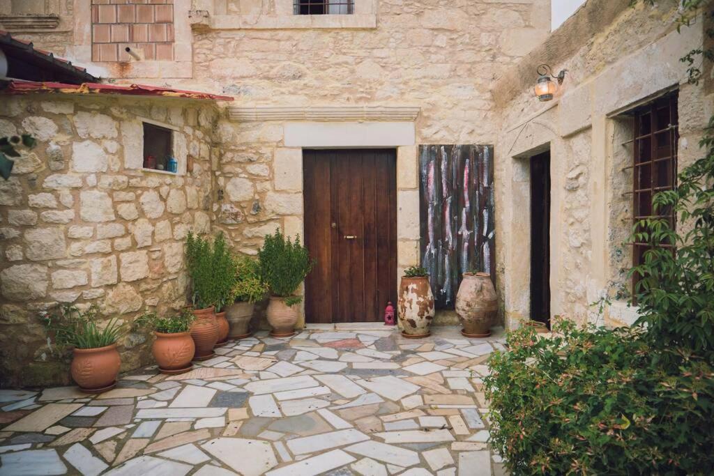 The Royal Stonehouse : Sophia Villa Vasiliki  Exterior photo